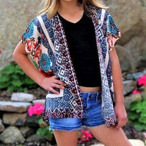 Floral Print Kimono. Girl's Size Medium. Angie Brand. NWT.